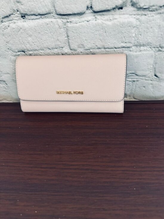MICHAEL Michael Kors Handbags - Michael Kors Powder Blush Saffiano Leather Trifold Wallet NWOT